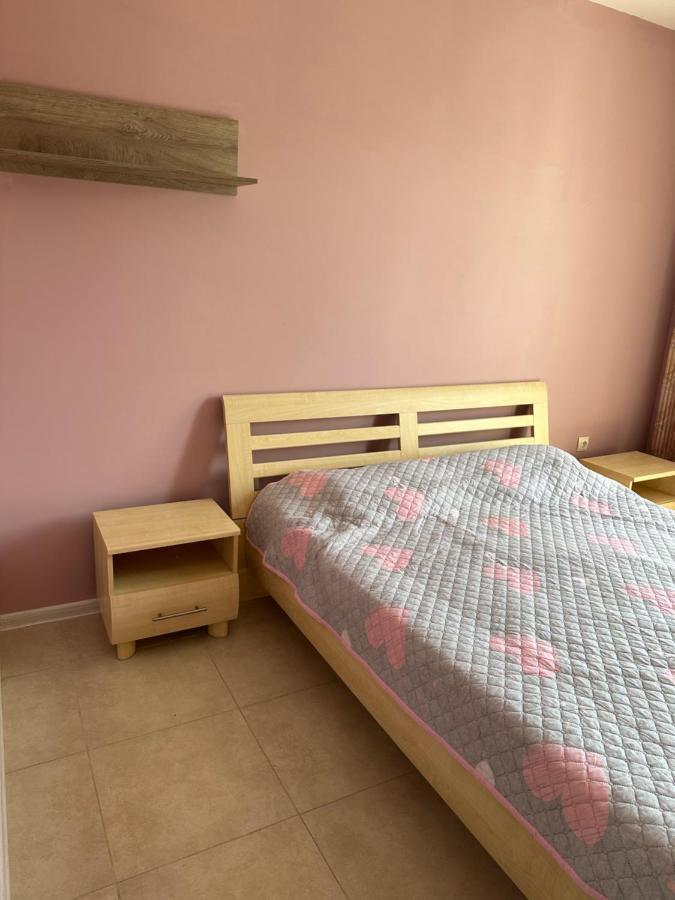 U-Dacha Apartment Слънчев бряг Екстериор снимка