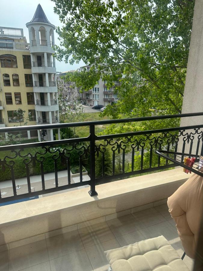 U-Dacha Apartment Слънчев бряг Екстериор снимка