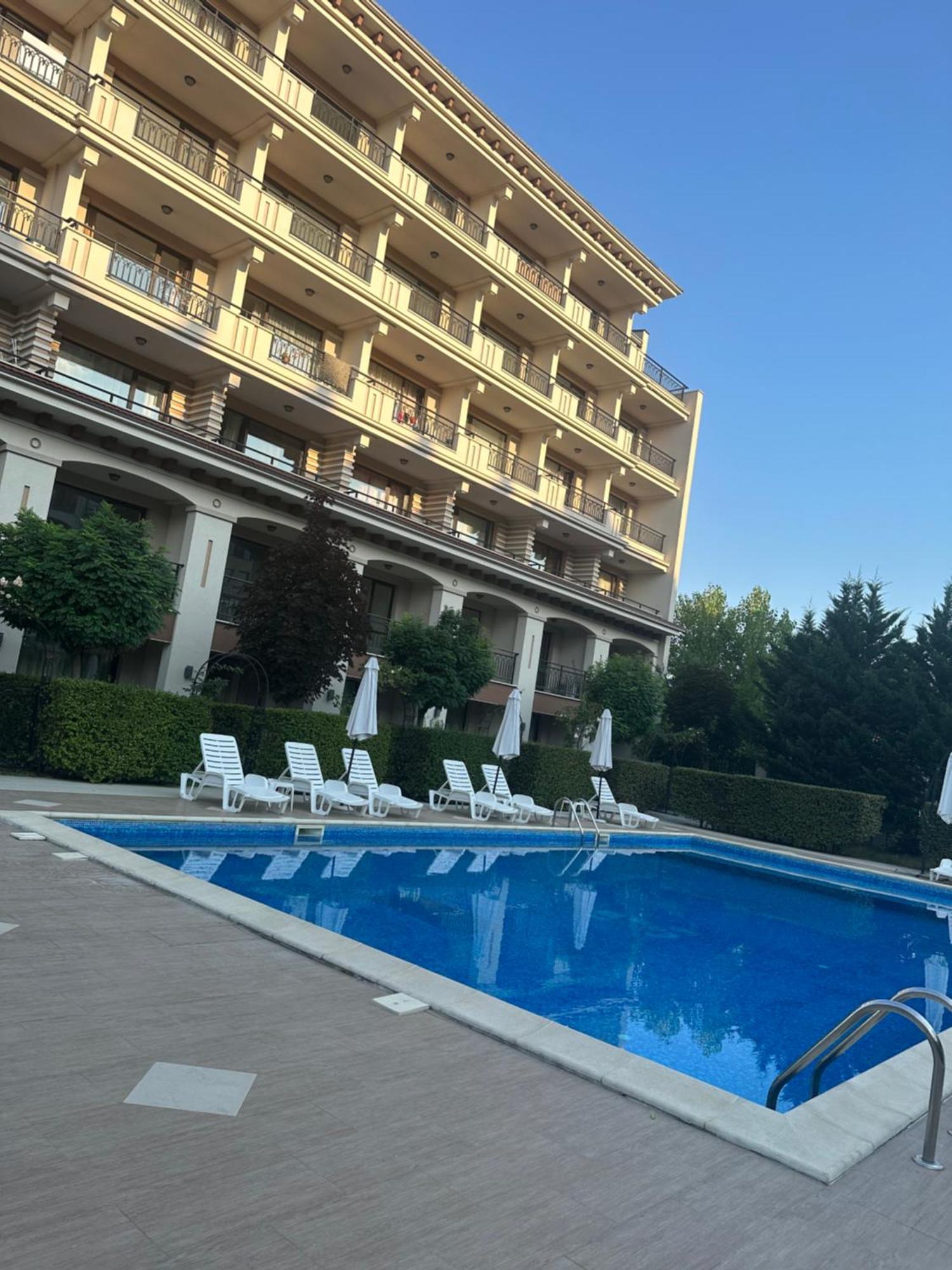 U-Dacha Apartment Слънчев бряг Екстериор снимка